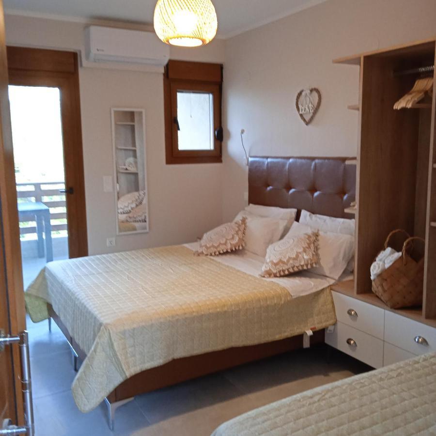 Porto Athos Apartments Nea Roda Extérieur photo